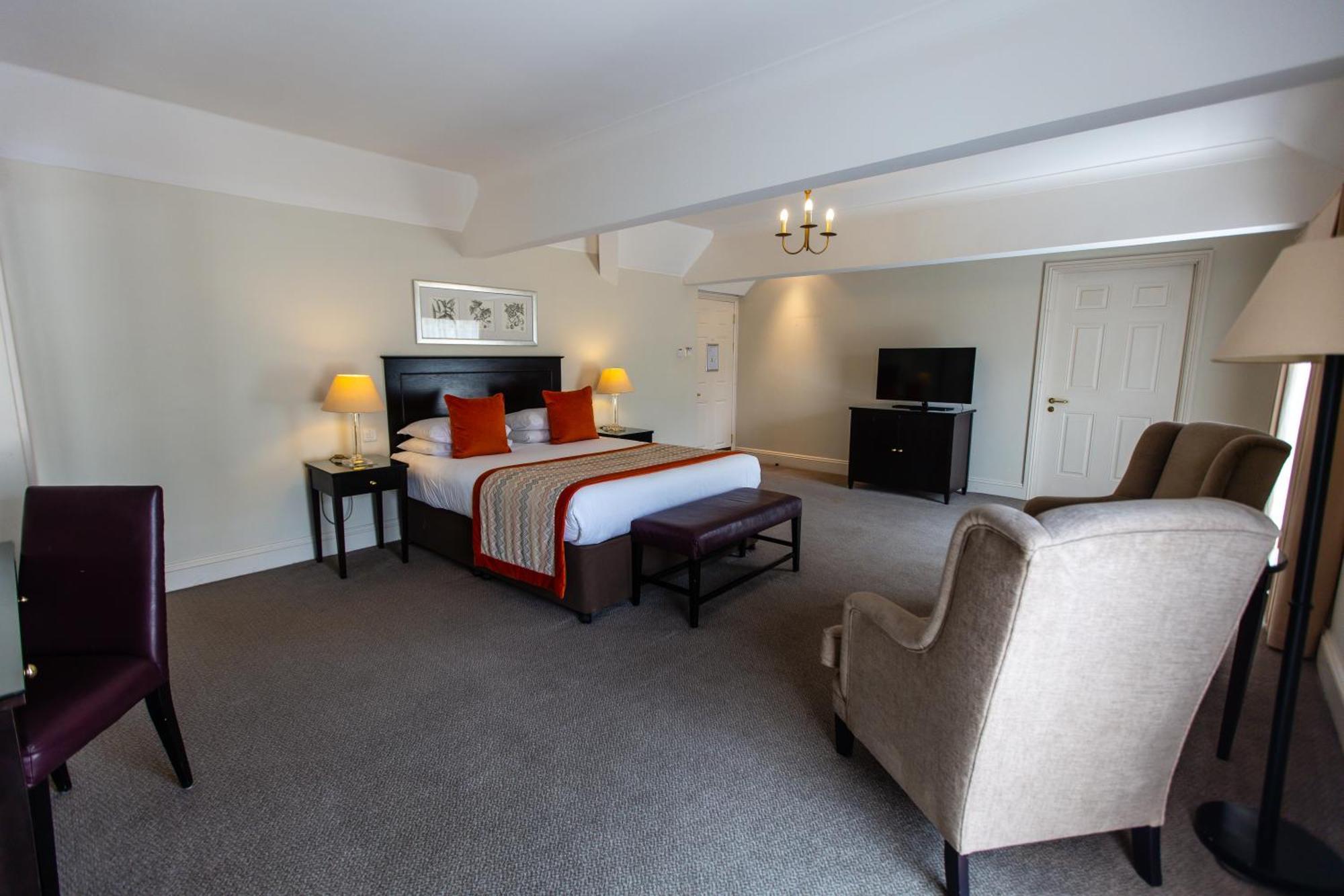 Albrighton Hall Hotel And Spa, A Member Of Radisson Individuals Shrewsbury Exterior photo