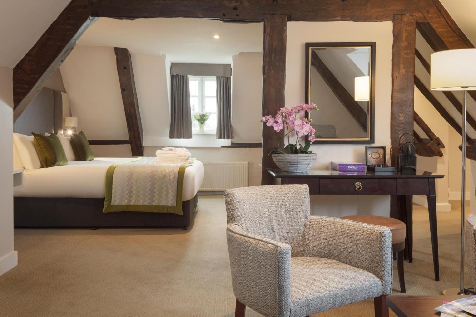 Albrighton Hall Hotel And Spa, A Member Of Radisson Individuals Shrewsbury Exterior photo