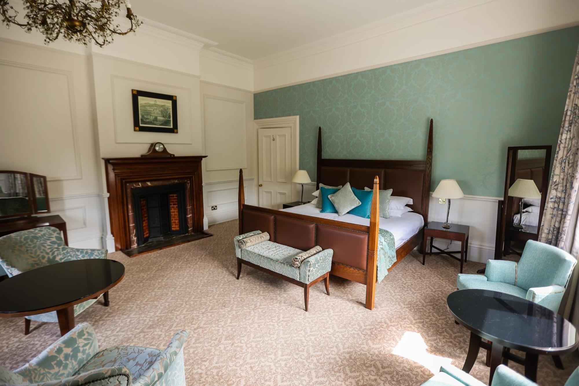 Albrighton Hall Hotel And Spa, A Member Of Radisson Individuals Shrewsbury Exterior photo
