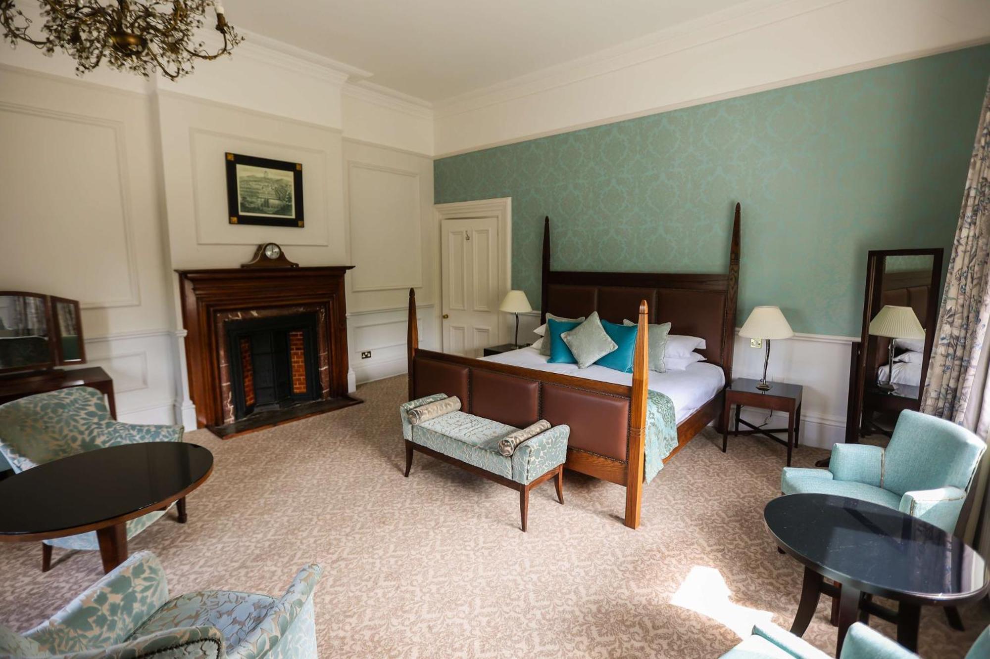 Albrighton Hall Hotel And Spa, A Member Of Radisson Individuals Shrewsbury Exterior photo