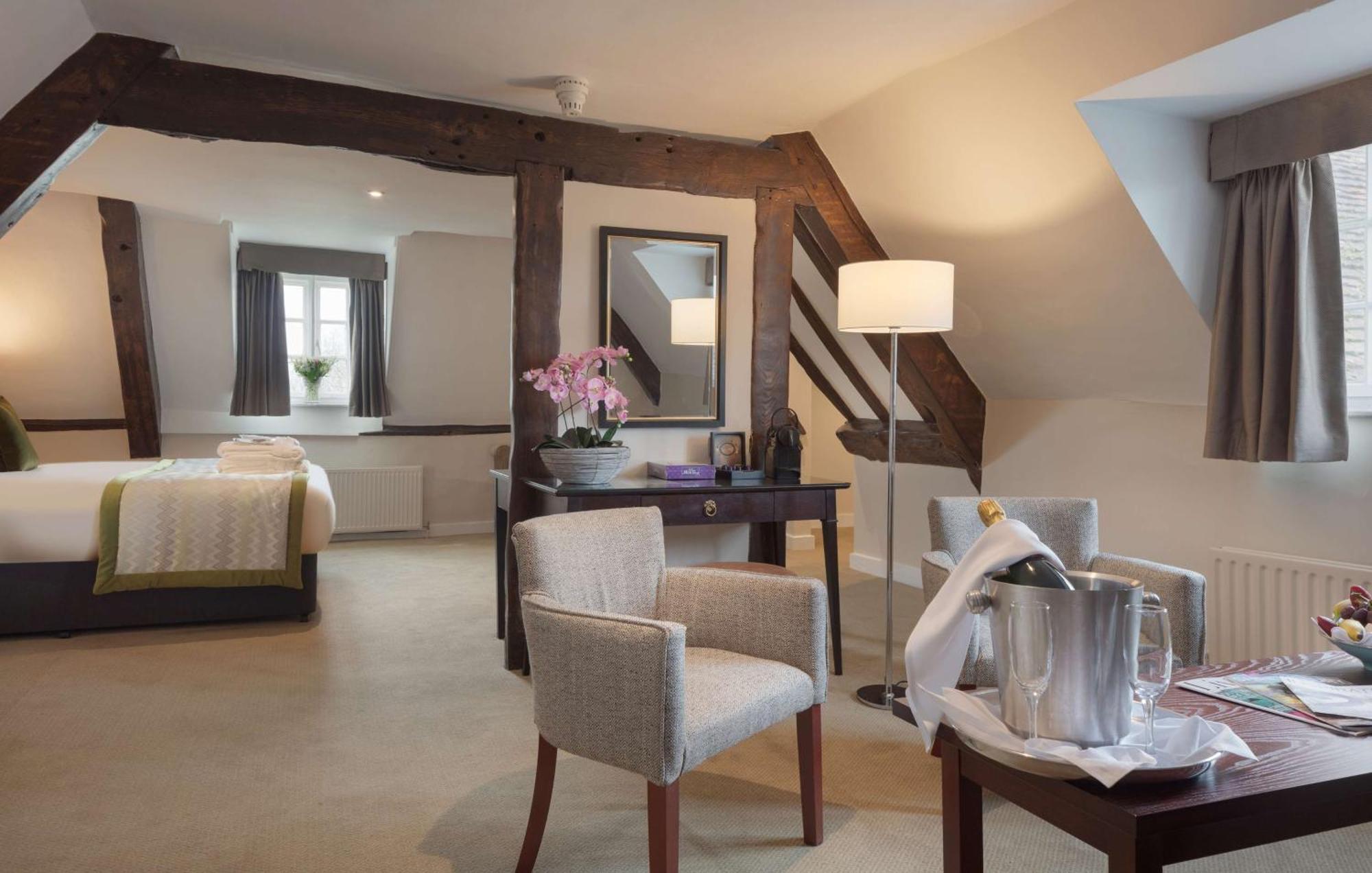 Albrighton Hall Hotel And Spa, A Member Of Radisson Individuals Shrewsbury Exterior photo